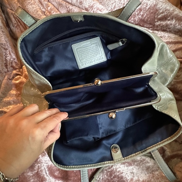 Coach bag gray patten leather - Picture 8 of 12